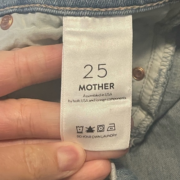 NEW MOTHER The Rascal Ankle Jeans in When in Rome Light Wash 100% Exclusive 25 - Picture 4 of 11